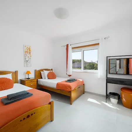 Porto De Mos 95 By Destination Algarve וילה