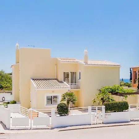 Porto De Mos 95 By Destination Algarve *