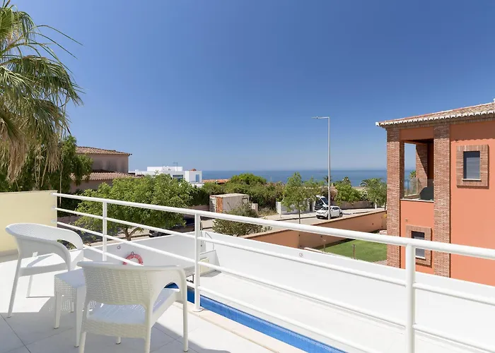 Porto De Mos 95 By Destination Algarve Lagos