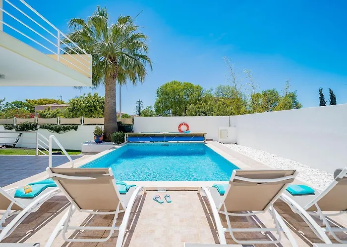 Porto De Mos 95 By Destination Algarve * Lagos