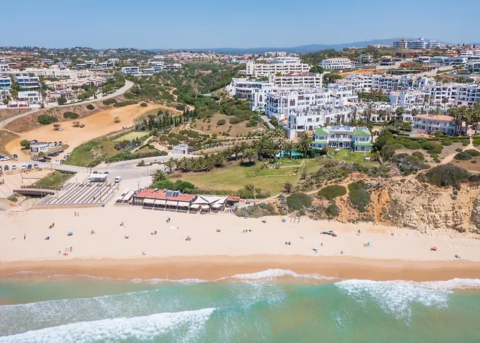 Porto De Mos 95 By Destination Algarve *