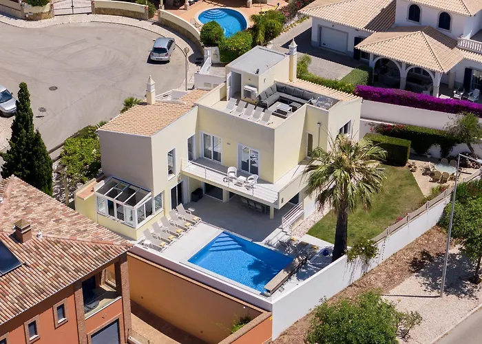 Villa Porto De Mos 95 By Destination Algarve Lagos