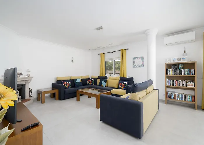 Porto De Mos 95 By Destination Algarve Villa