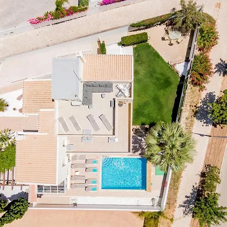 Villa Porto De Mos 95 By Destination Algarve *