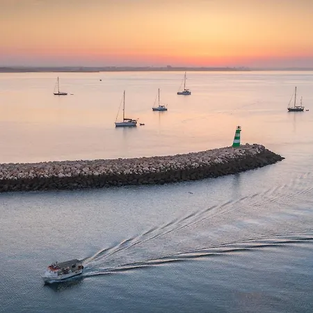 Porto De Mos 95 By Destination Algarve