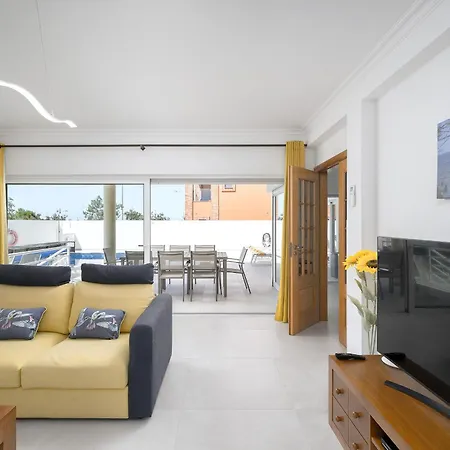 Villa Porto De Mos 95 By Destination Algarve Lagos