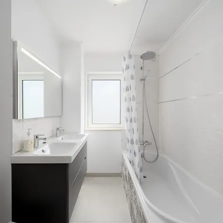 Porto De Mos 95 By Destination Algarve Villa Lagos