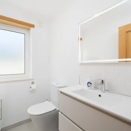 Porto De Mos 95 By Destination Algarve *