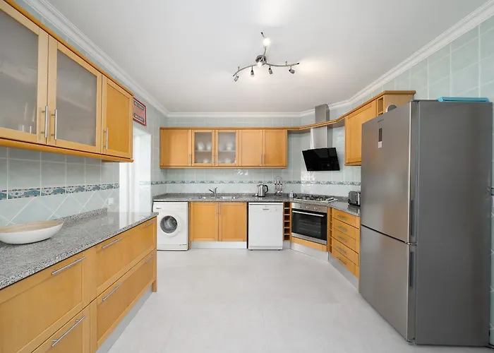 Porto De Mos 95 By Destination Algarve *