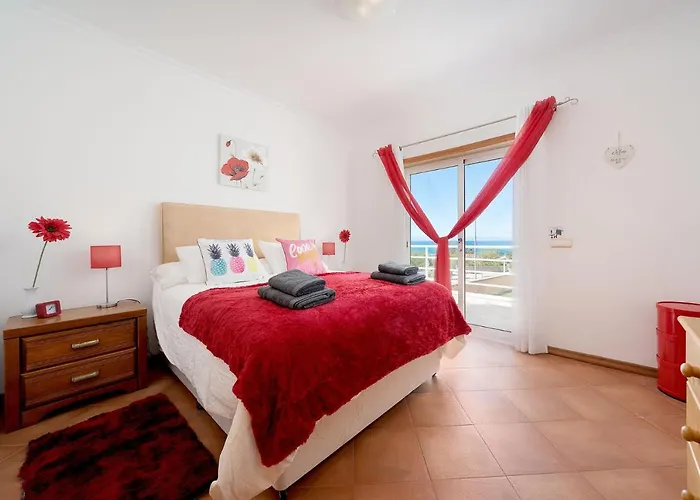 Porto De Mos 95 By Destination Algarve *