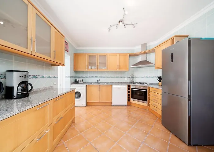 ヴィラ Porto De Mos 95 By Destination Algarve ラゴス